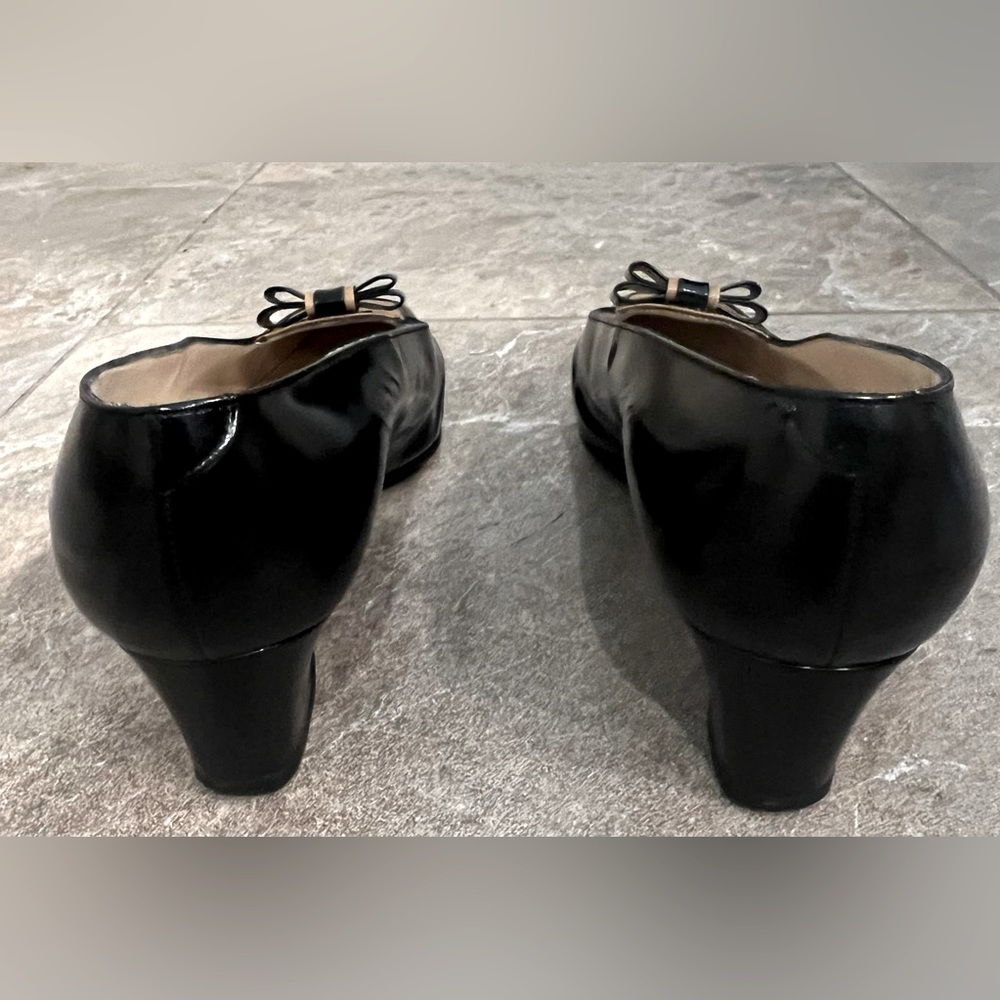 Silvia Fiorentina Black & Tan Pumps w/ Bow Size 8 - Picture 7 of 11